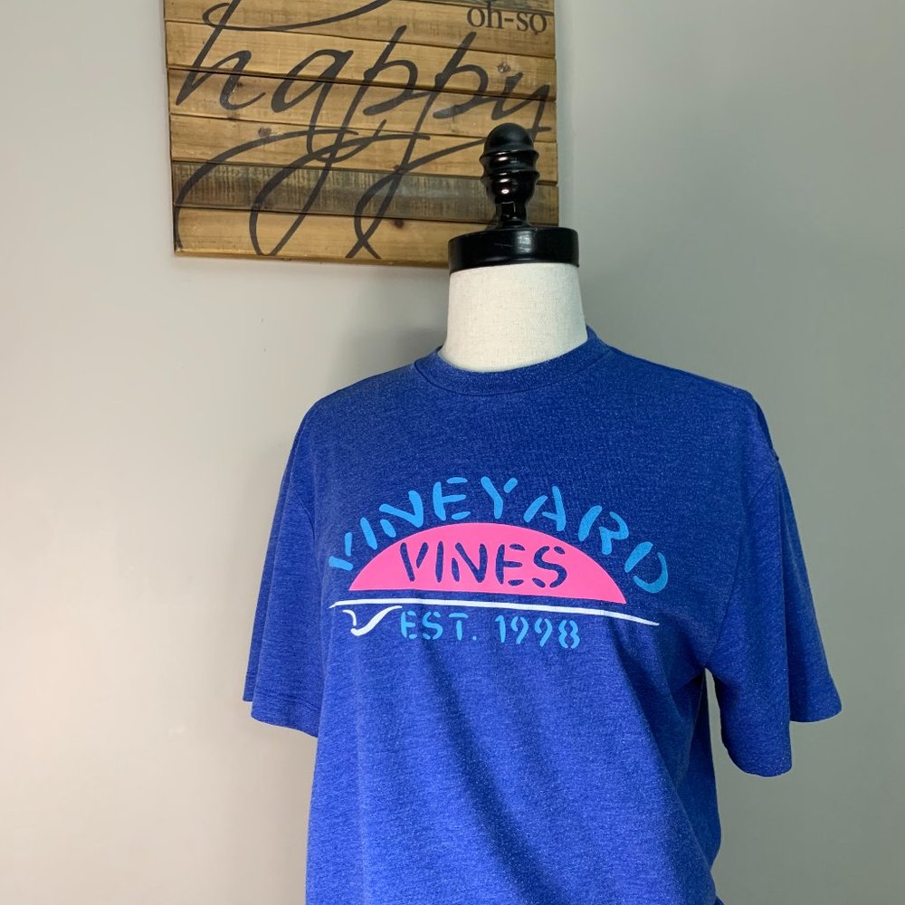 Vineyard Vines est 1998 Graphic T-Shirt Blue Pink Women's Oversized‎ Size XS